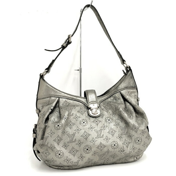 Louis Vuitton Handbags - Louis Vuitton L Mahina Arjan Metallic Leather Shoulder Bag